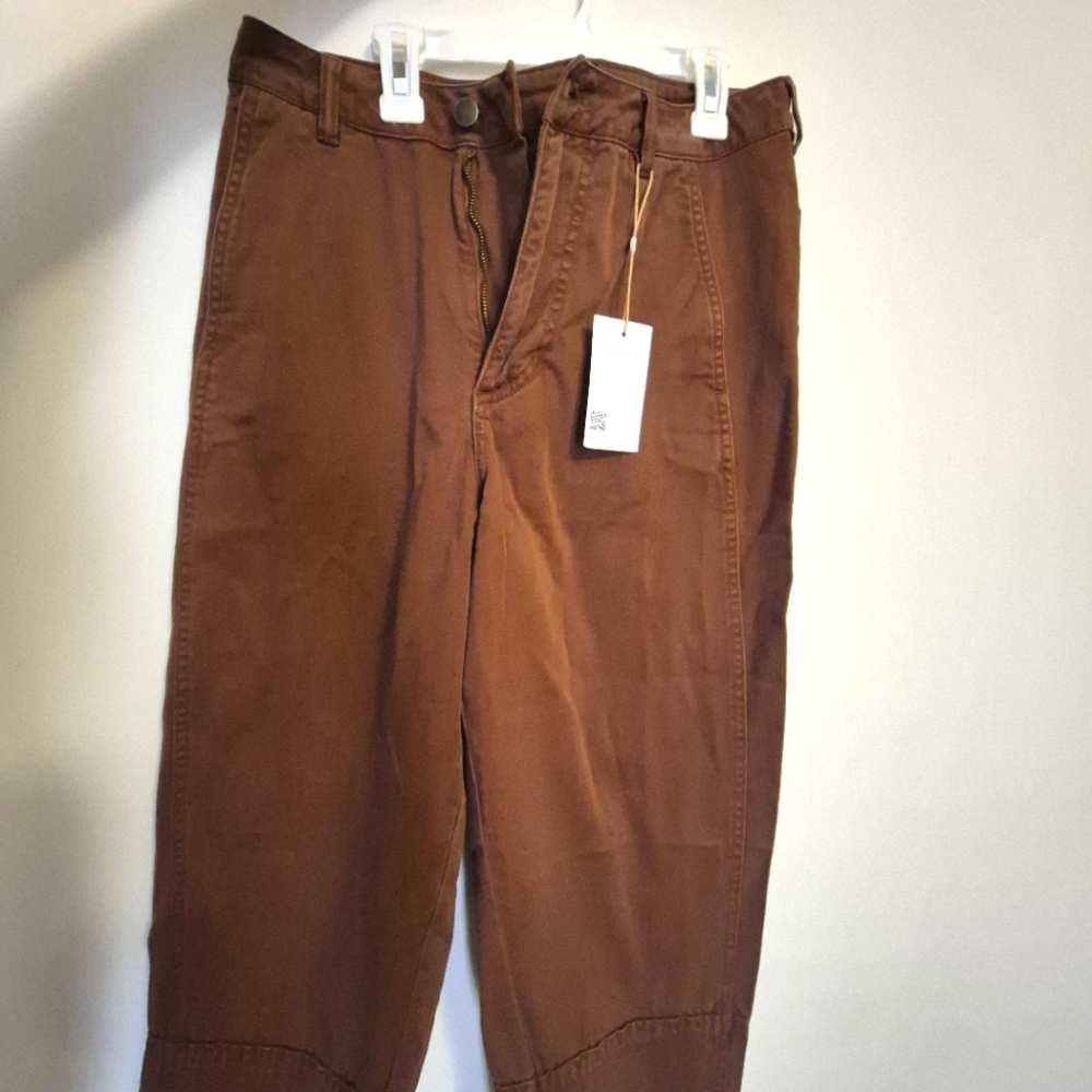 Quince size 8/10 NWT NBW Cropped Women's wide leg Chinos, Rust Brown